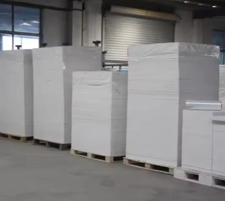 Fırın kaplama fırın alüminyum silikat ısıya dayanıklı tahta 20mm 50mm 1430 derece seramik lif inorganik yalıtım tahtaları