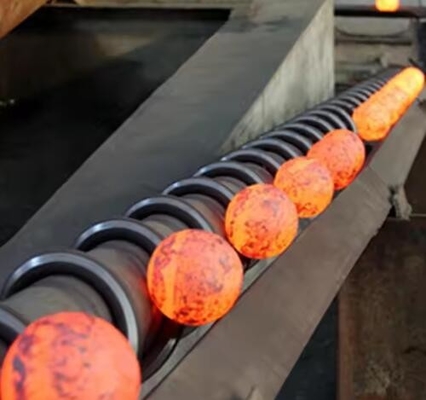 Yüksek Chrome Mül Top Döşeme Medyası Fe2O3 İçeriği 0.5-1.5% ve Sıkıştırma Gücü 50-100 MPa ile Chrome Çelik Toplar