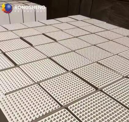 Rongsheng Yüksek Performanslı Alümina Cordierite Mullite Corundum Bal Arısı Keramik Regeneratörü Regeneratif Isıtma Fırını için