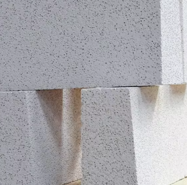 Rongsheng Jm23 Jm26 Jm28 Jm30 Hafif Ağırlıklı Sıcaklığa Dirençli Tuğla Mullite İzolasyonlu Ateşle Dayanıklı Fırın ve Kazan Tuğlaları