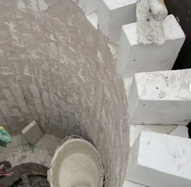Yüksek Güçlü Isı Şok Dayanıklı Refractory Tuğla Korundum Endüstriyel Fırınlar İçin Mullite Ateş Tuğlaları