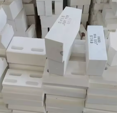 Yüksek Saf Alümina Erimiş Korundum Mullite Tuğla Yüksek Sıcaklıklı Fırın Fırın Korundum Mullite Ateşten Korunmaz Tuğlalar
