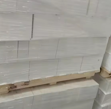 Yüksek Saf Alümina Erimiş Korundum Mullite Tuğla Yüksek Sıcaklıklı Fırın Fırın Korundum Mullite Ateşten Korunmaz Tuğlalar