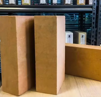 Fabrika fiyatı Yüksek Alümina Tuğla SK38 SK36 SK34 Ateş Tuğlaları Yüksek Kalite Ateşli Tuğlalar Fırın Kazan Fırını İçin