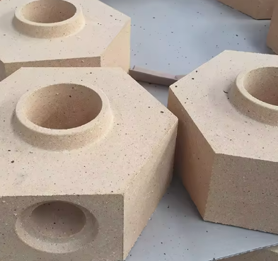 Fabrika Tedarik Mullit Alümina Ateş Kili Döküm Kanal Tuğlaları Yuvarlak Refrakter Tuğla Döküm Meme Tuğlaları Dökümhane Çelik İçin